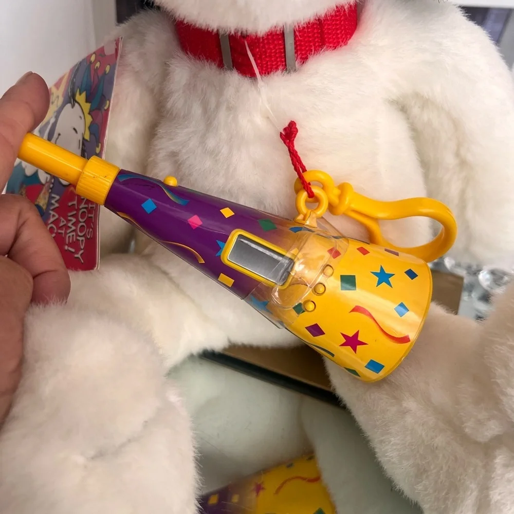 SNOOPY 2000 Millennium Macy's Limited Edition